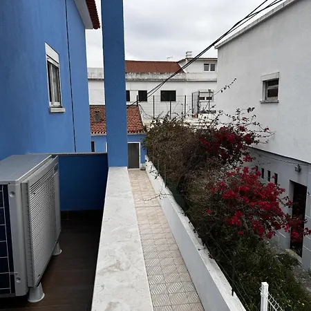 Villa Caparica Blue