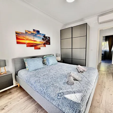 Villa Caparica Blue